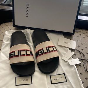 GUCCI slides